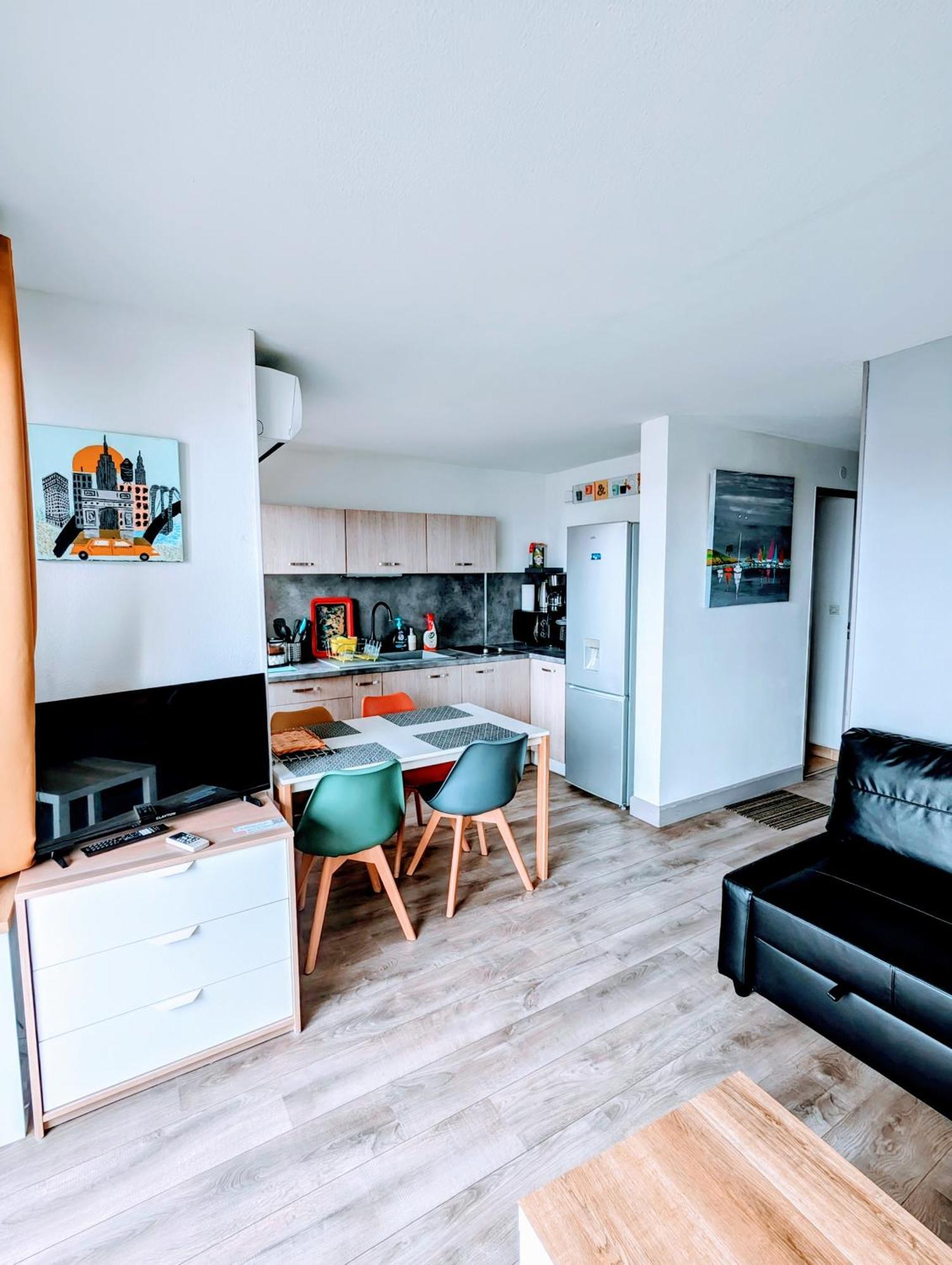 T2 Climatise Vue Sur Mer, Wifi, Piscine Et Parking Sete Exterior photo